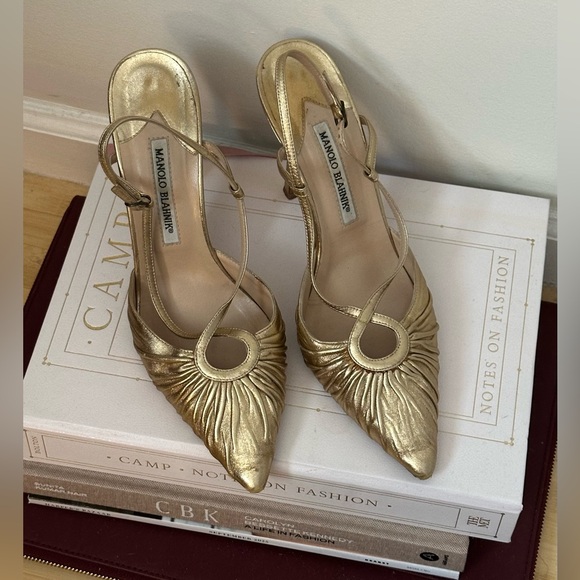 Manolo Blahnik Heels - Picture 1 of 3